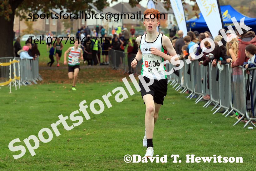 Boys Under-15s relay, 2025 Northern Cross Country Relays, Graves Park, Sheffield. Photo: David T. Hewitson/Sports for All Pics